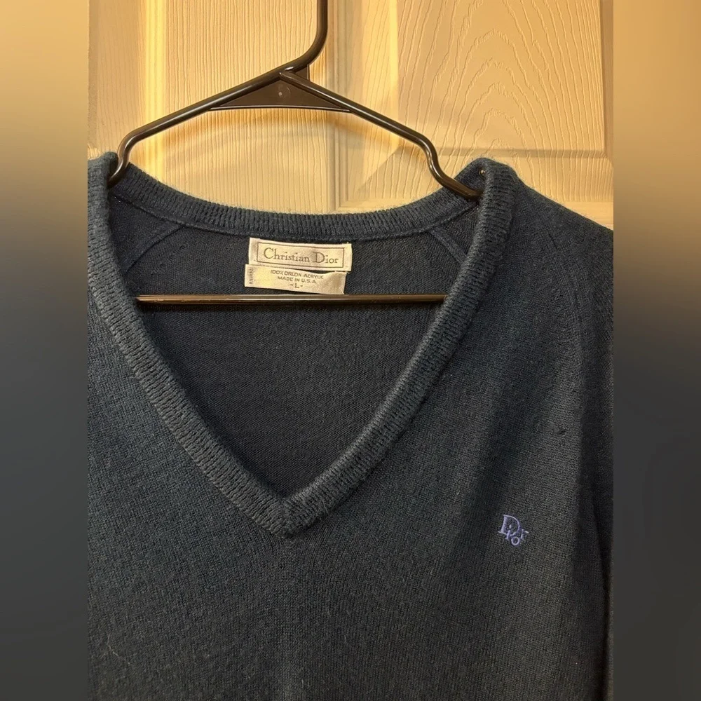 Christian Doir Monsieur V Neck Sweater - Picture 2 of 7